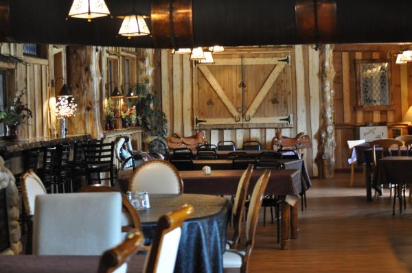 The Restaurant At Rhodes River Ranch